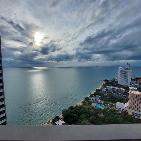 Sea View Apartment In Pattaya Extérieur photo