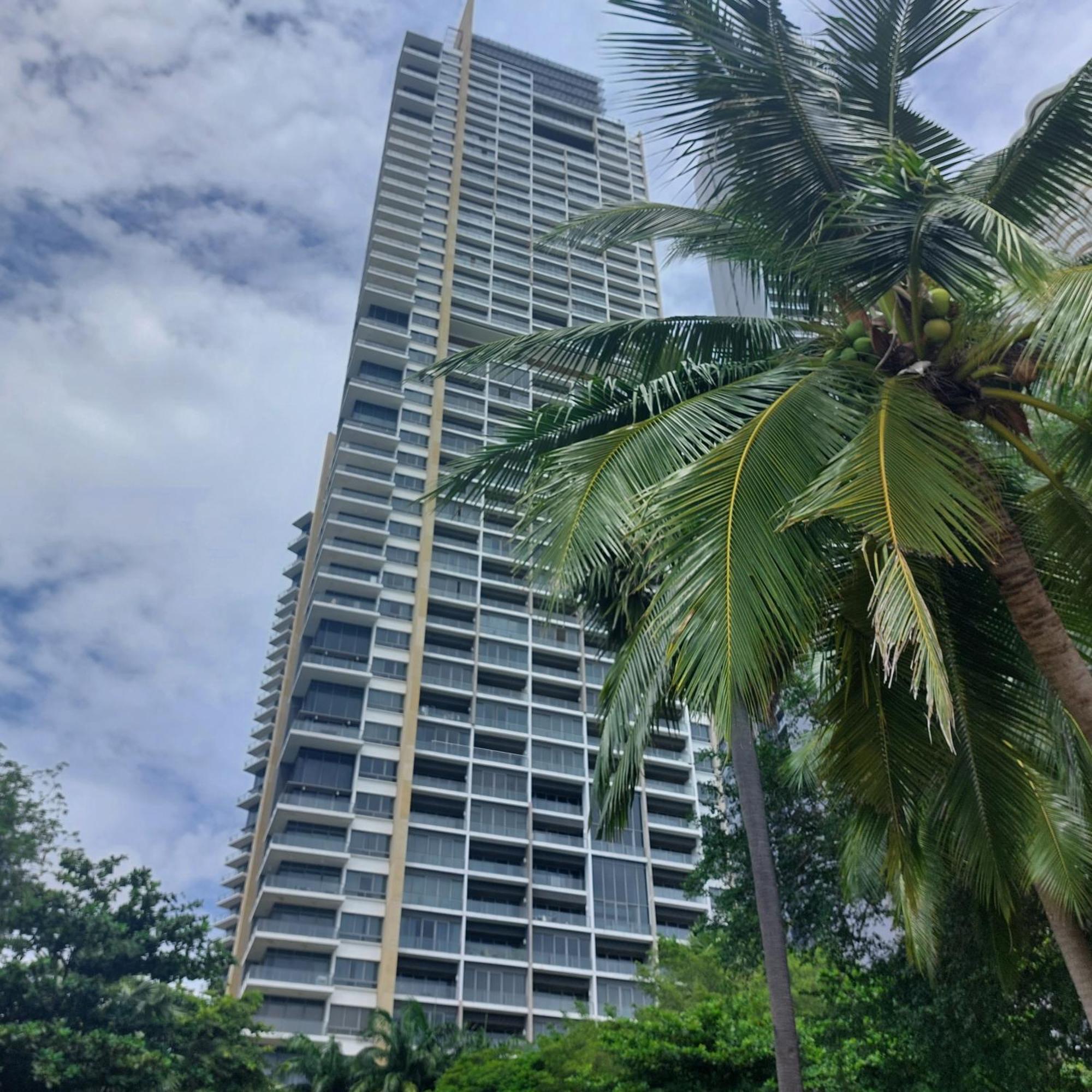 Sea View Apartment In Pattaya Extérieur photo