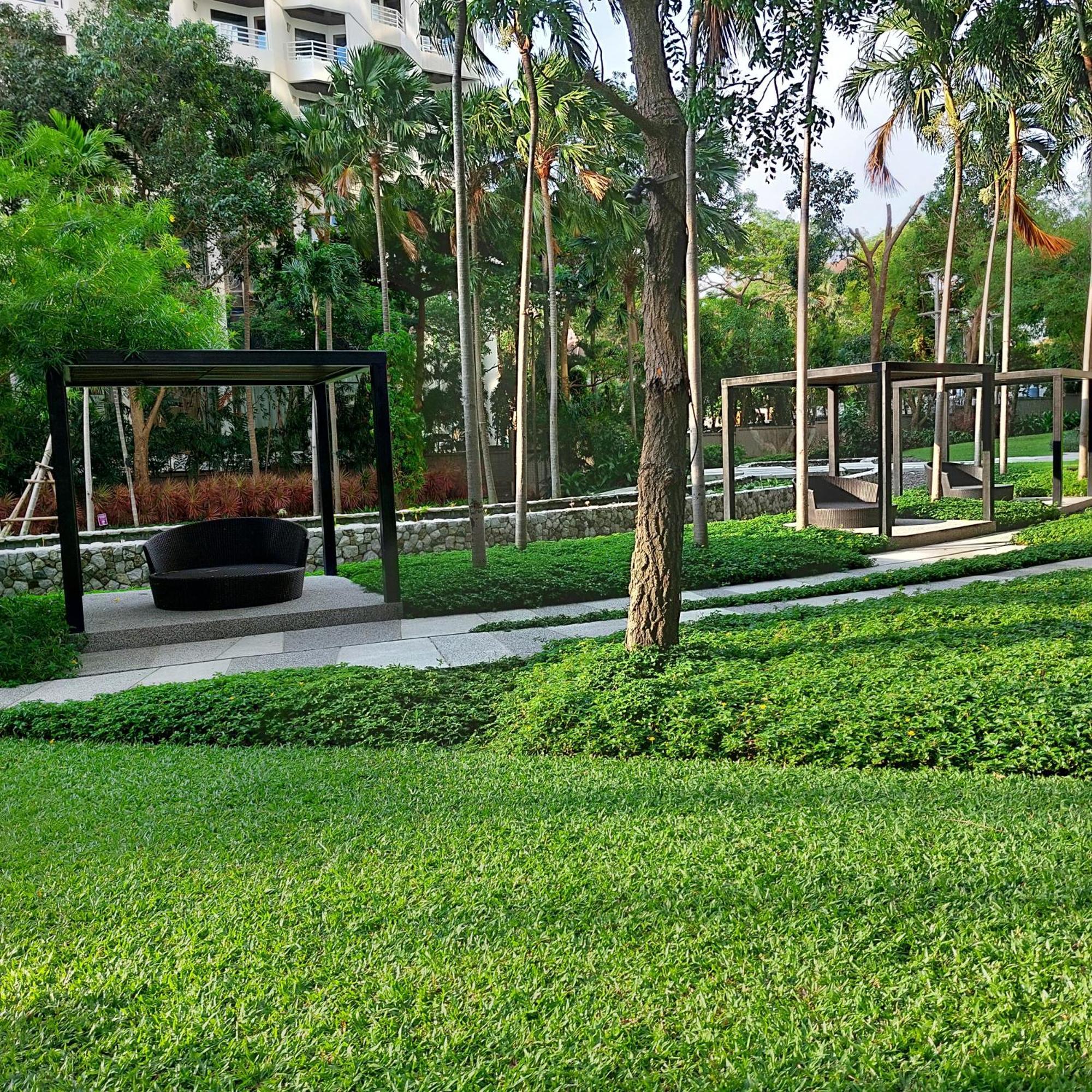 Sea View Apartment In Pattaya Extérieur photo