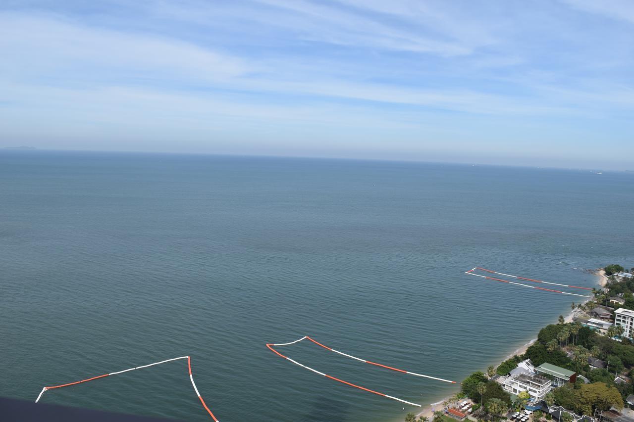 Sea View Apartment In Pattaya Extérieur photo