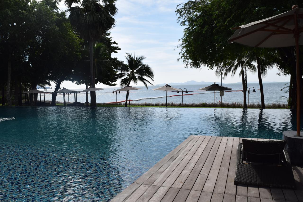 Sea View Apartment In Pattaya Extérieur photo